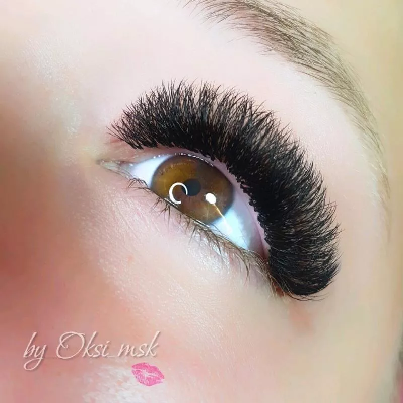 Особенности клея для наращивания ресниц на основе цианоакрилата